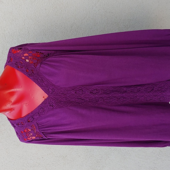 Peasants Women's Lace Top Long Sleeves in Purple size Medium - Picture 7 of 14
